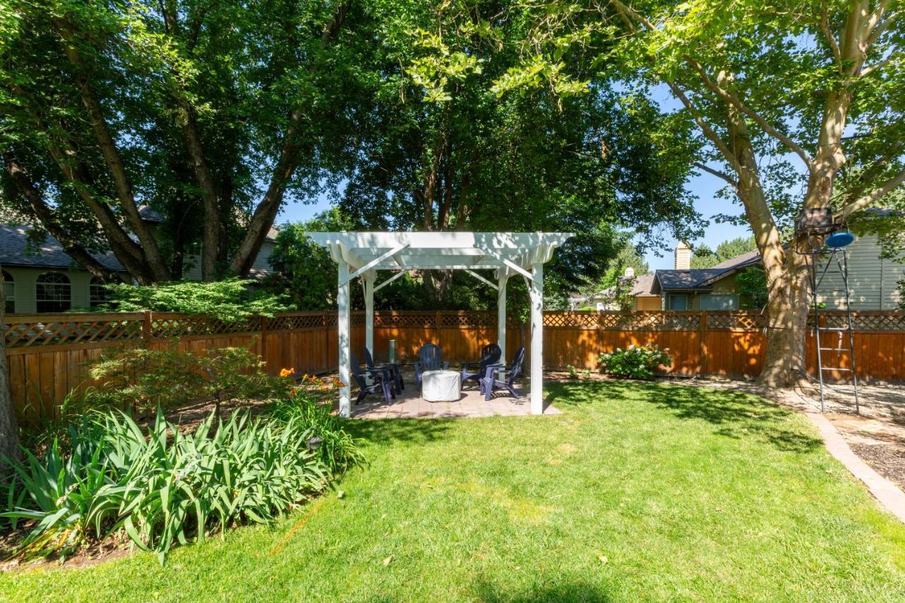 Serenity Gardens Near The River Walk Бойсе Екстериор снимка